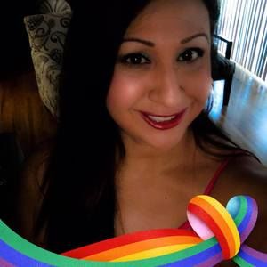 Meet your Posher, Yolanda